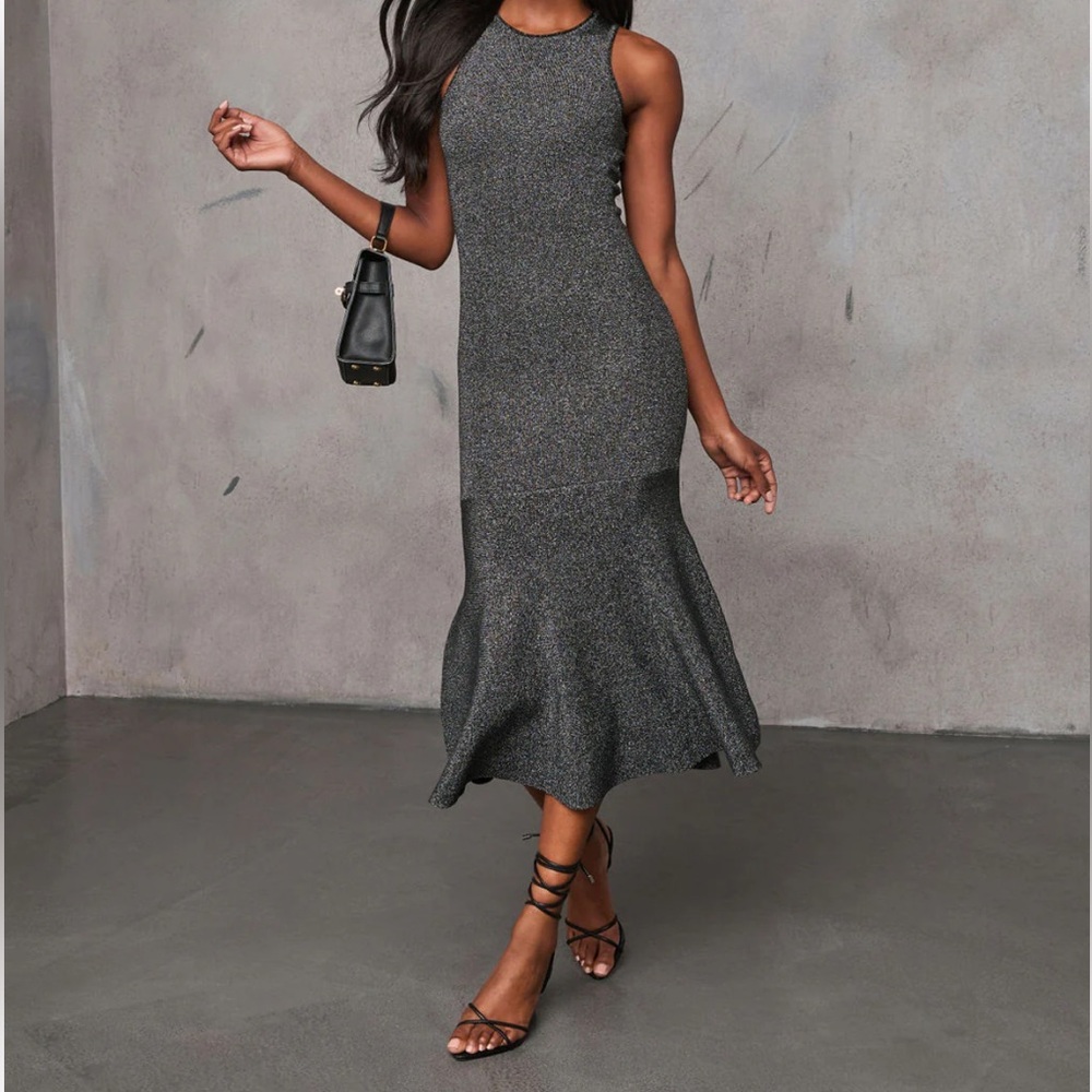 Vici Charcoal Sleeveless Midi Dress
